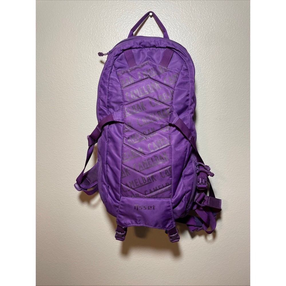 Camelbak 70oz Asset Purple